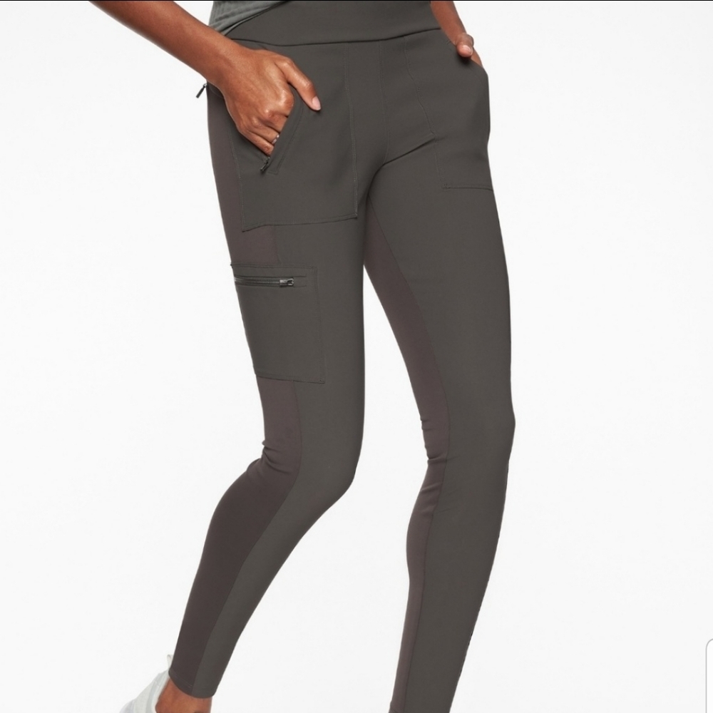 Athleta Highline Hybrid Cargo Tight - Pea color